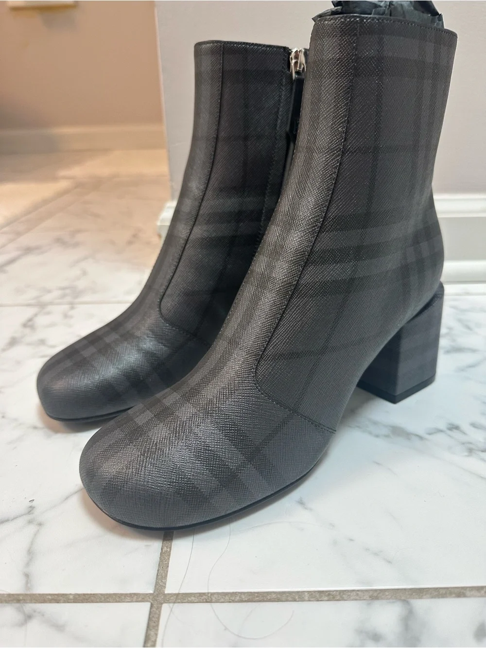Burberry Gray/Black Check Zip Ankle Boots NWT and Box